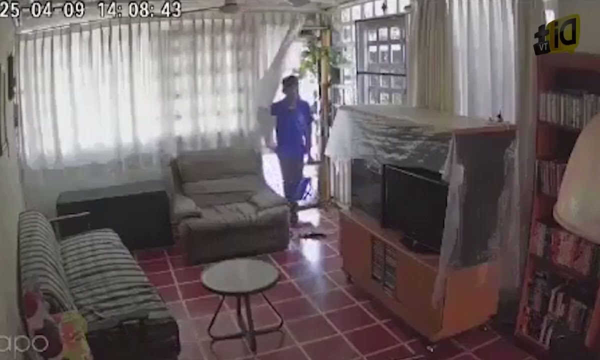 ¡LADRÓN CÍNICO, HASTA TOMÓ AGUA!