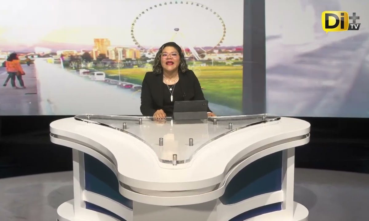 EXPLOTA EXTINTOR EN MERCADO Y MUJER SE REGRESA POR SU REFRESCO