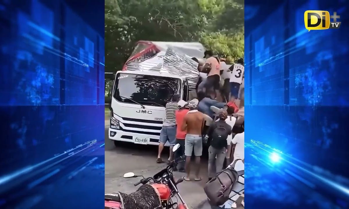SE R0BAN ELECTRODOMÉSTICOS TRAS ACCIDENTE DE CAMIÓN EN COLOMBIA
