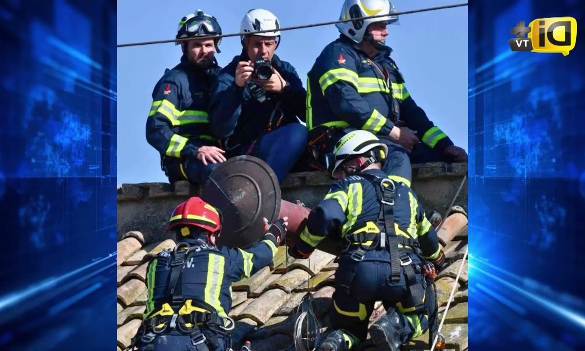 INSTALAN CHIMENEA EN CAPILLA SIXTINA RUMBO AL CÓNCLAVE
