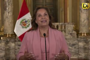 PRESIDENTA DE PERÚ FELICITA AL PAPA LEÓN XIV A PESAR DE DESENCUENTROS