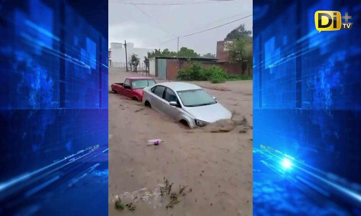 ARRASTRA LA CORRIENTE DOS AUTOS EN CUAPA, CHOLULA