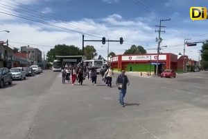 “NARANJITAS” BLOQUEAN BULEVAR VALSEQUILLO Y ACUSAN AL COORDINADOR DE ABUSOS; AYTO RESPONDE