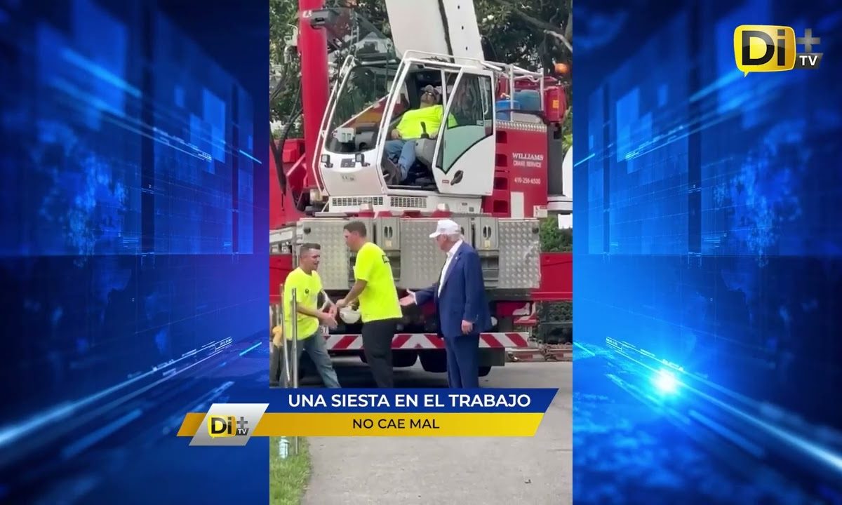 TRABAJADOR SE ECHA UNA “SIESTECITA” EN EVENTO DE TRUMP