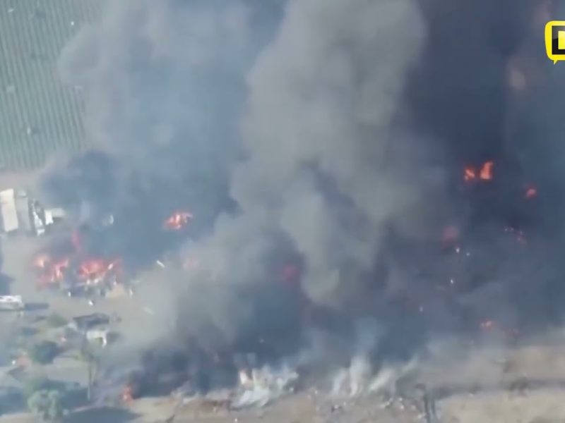 3XP0SI0N EN FÁBRICA DE FUEGOS ARTIFICIALES OBLIGA A EVACUACIÓN EN CALIFORNIA