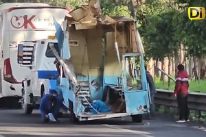 INTENSO TRÁFICO Y 10 LESIONADOS TRAS CHOQUE DE AUTOBÚS EN LA MÉXICO-PUEBLA