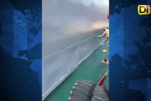 ¡VAYA SUSTO! BAILARINA CAE AL MAR DE ACAPULCO Y ES RESCATADA CON VIDA