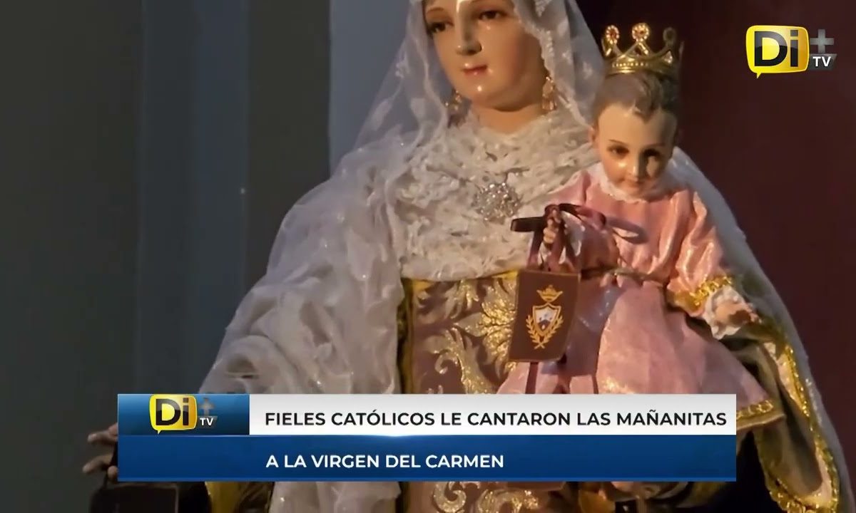 FESTEJAN A LA VIRGEN DEL CARMEN; VENDEDORES SE INSTALAN A PESAR DE LA LLUVIA