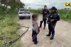 NIÑO DE 8 AÑOS SE ESCAPA DE SU CASA PARA IR A BUSCAR A SU PAPÁ