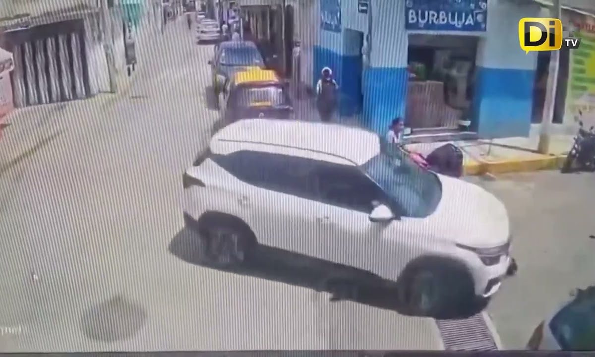 4TR0P3LL3N A NIÑO EN SAN JERÓNIMO CALERAS; SU MAMÁ ESTABA DISTRAÍDA