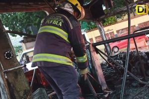 ESTUDIANTES DE LA NORMAL DE TETELES VANDALIZAN UNIDADES DE RUTA