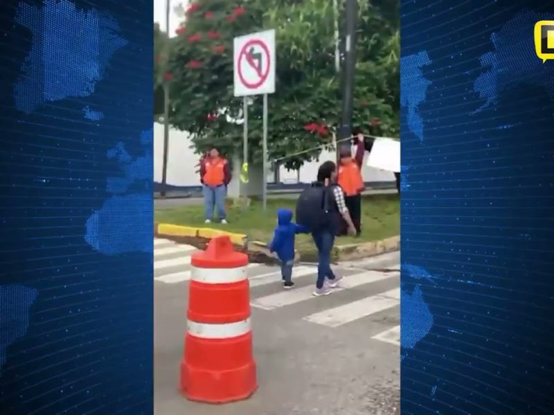 PROTESTAN “NARANJITAS” POR ADEUDO DE BONO; AUTORIDADES RESPONDEN