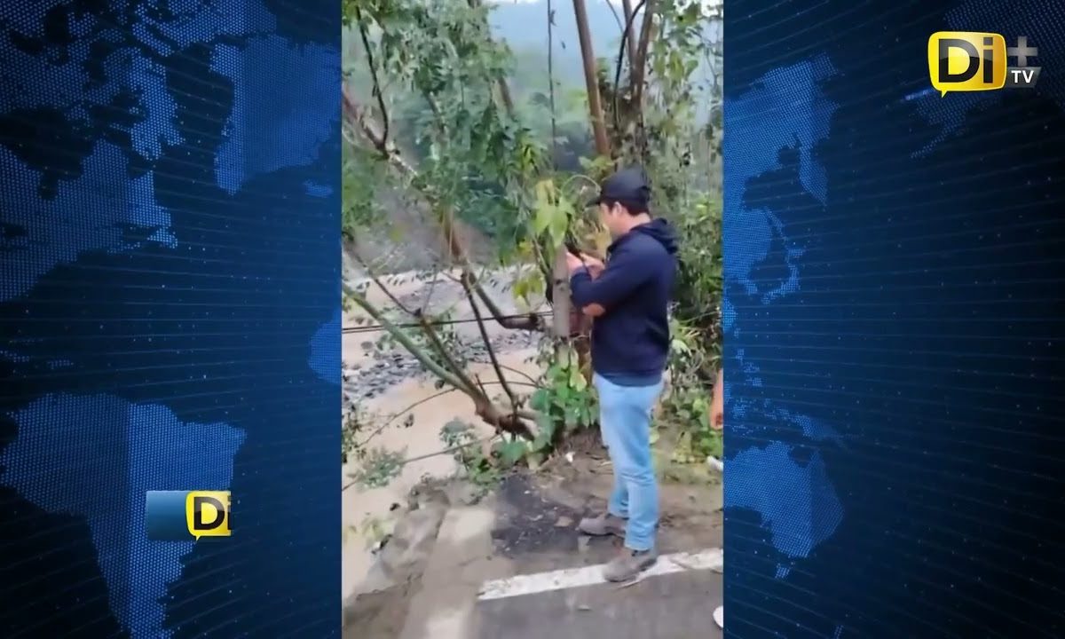 ¡OTRA VEZ! LLUVIAS PROVOCAN COLAPSO DE UN PUENTE EN TLACUILOTEPEC