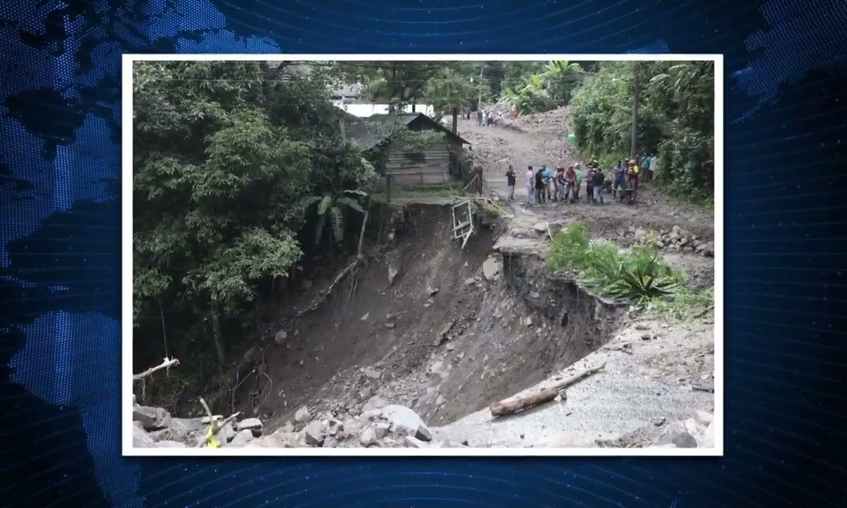 SIGUEN INCOMUNICADOS TRES MUNICIPIOS DE LA SIERRA POR COLAPSO DE CARRETERAS