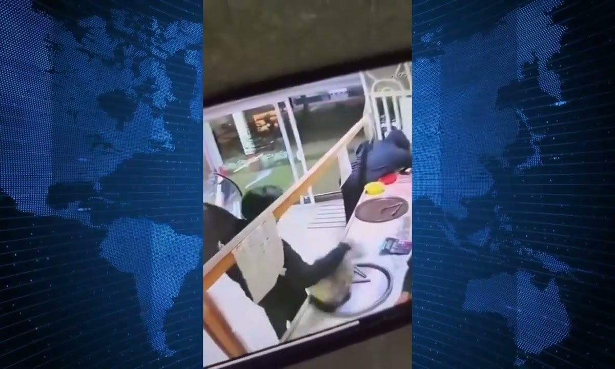 4S4LT4N PANADERÍA Y LADRONES EXIGEN SU BOLSA DE PAN EN XONACATEPEC