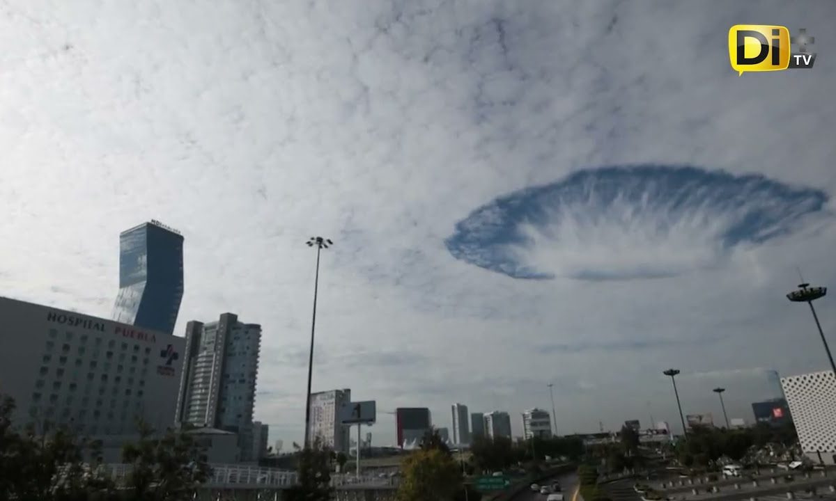 CAUSA REVUELO ENTRE LOS POBLANOS UN MISTERIOSO “AGUJERO” EN EL CIELO