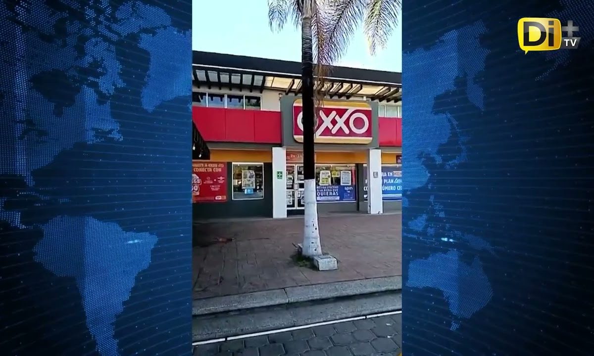ASALTO MILLONARIO EN OXXO DEL MIRADOR EN PUEBLA