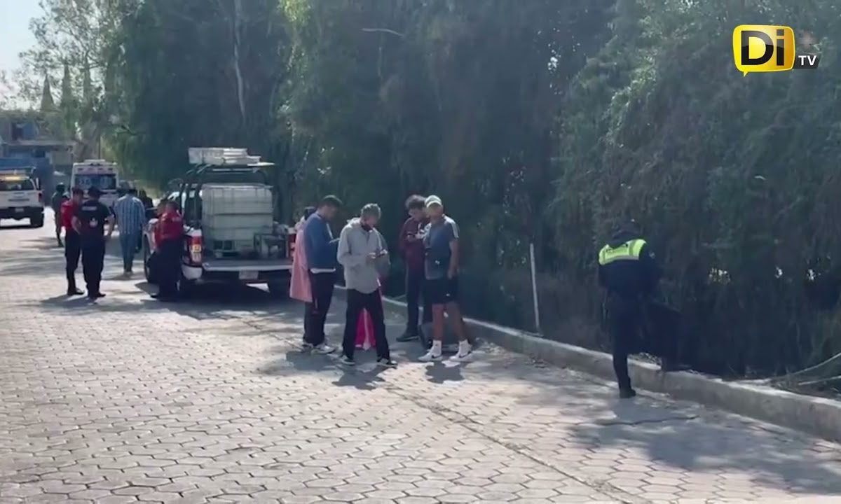 INTENTA HUIR TRAS CHOQUE Y CAUSA UN DESASTRE EN CUAUTLANCINGO