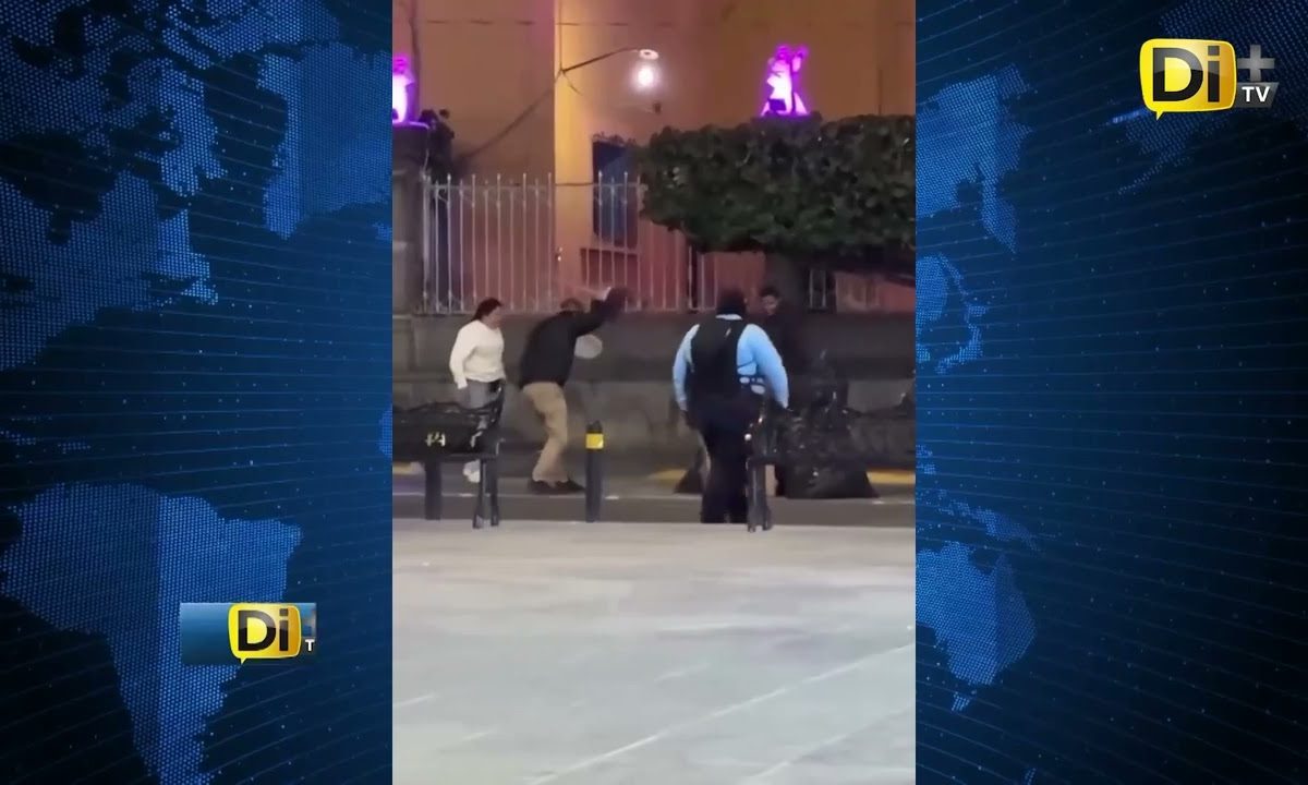 POLICÍAS PERSIGUEN A UNA RATA EN ZÓCALO DE IZÚCAR