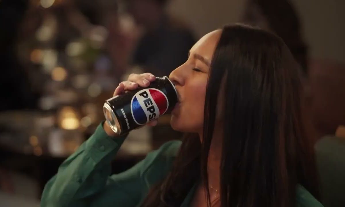 ¡PEPSI SE “ROBA” A LOS OSOS DE COCA-COLA! #VideoViral |