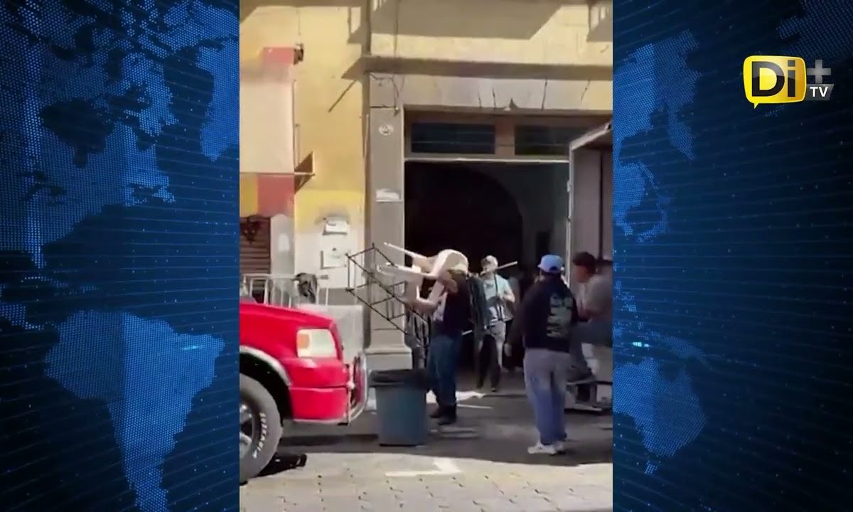 SORPRENDE OPERATIVO DE DESALOJO A FAMILIAS EN INMUEBLE DEL CENTRO