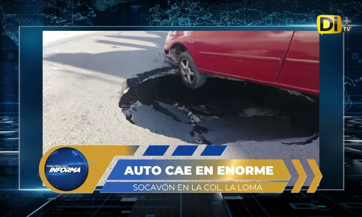 ¡SOCAVÓN CASI SE TRAGA AUTO!