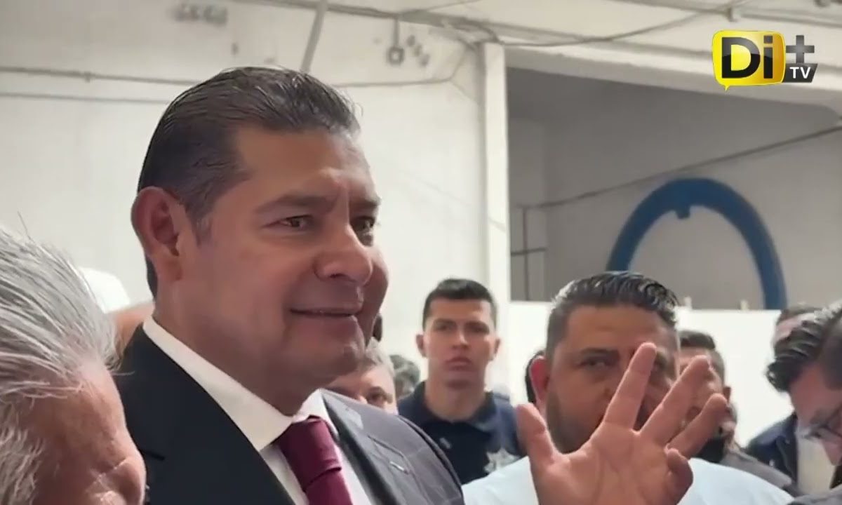 ARMENTA DEFIENDE CABLEBÚS Y CRITICA GESTIONES PASADAS