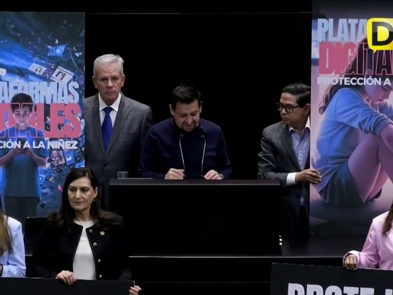 BUSCAN PROHIBIR ACCESO A REDES SOCIALES A MENORES DE 16 AÑOS