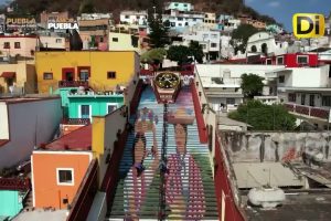 LANZAN PLACAS CONMEMORATIVAS DEL MUNDIAL DE FÚTBOL
