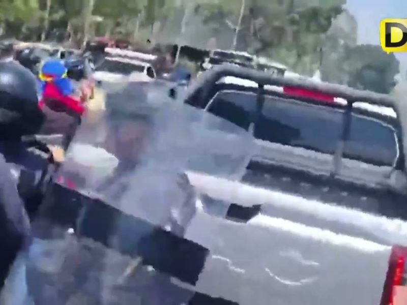 FUERTES ENFRENTAMIENTOS POR CRISIS SALARIAL EN CARACAS