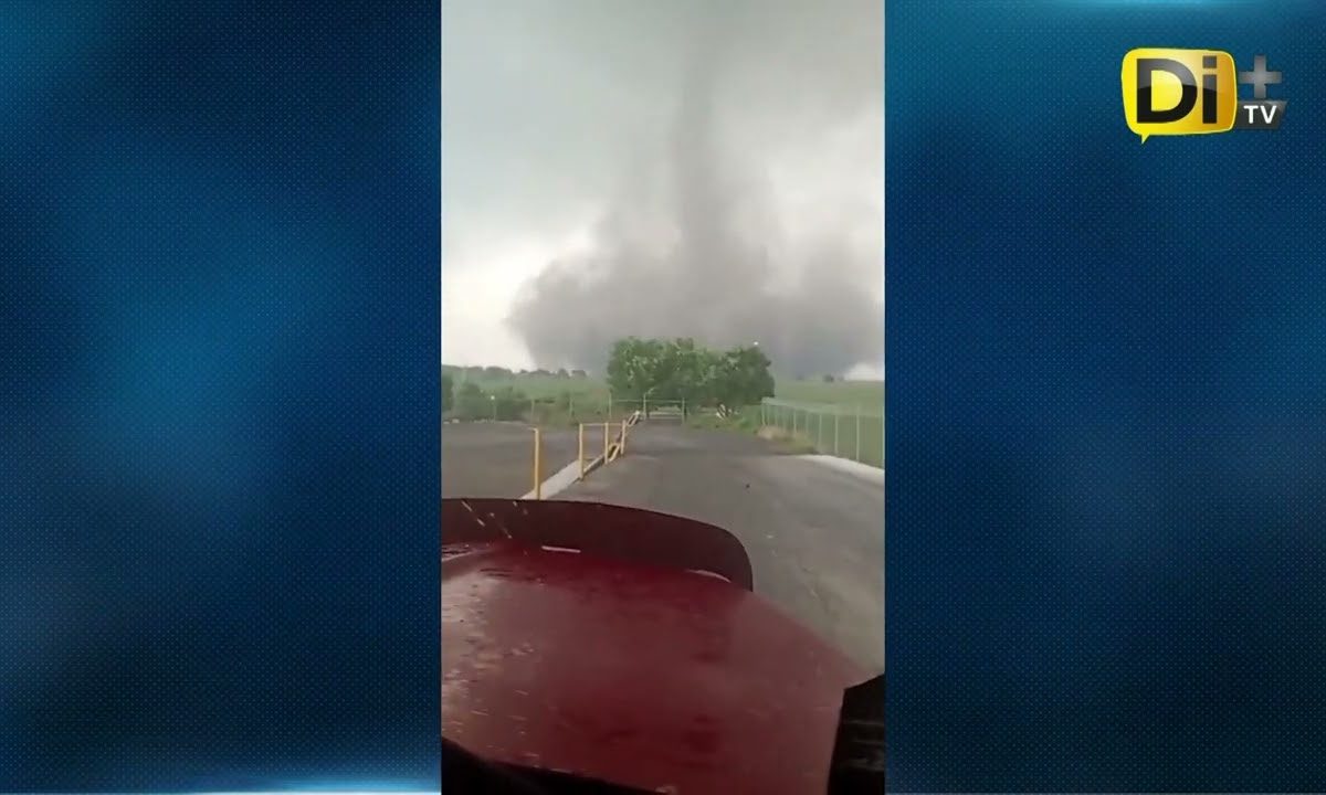 DOCUMENTAN PASO DE TORNADO EN PUEBLA