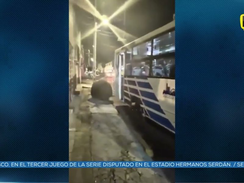 ASALTAN A PASAJEROS DE LA RUTA ANGELÓPOLIS