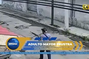 VIDEO: ABUELITO ENFRENTA CON PARAGUAS A ASALTANTE