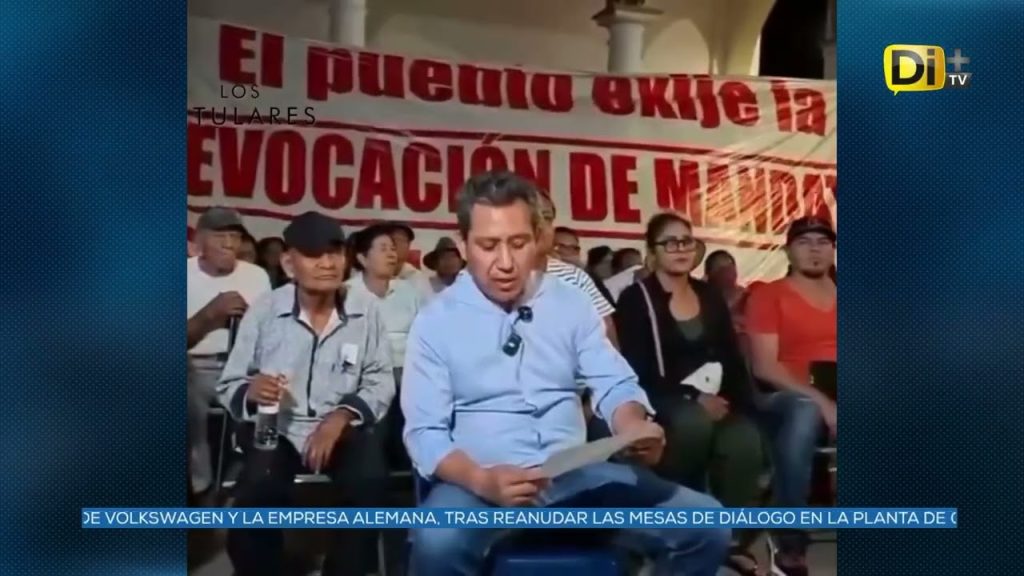 SUSPENDEN MEGABLOQUEO EN ATLIXCAYOTL. REGIDORES SE DESMARCAN DE CONVOCATORIA
 #Puebla || Regidores y pobladores de Acatlán de Osorio se deslindaron de la protesta y desactivaron el cierre anunciado en la caseta a Atlixco. El plantón pacífico en el Palacio Municipal continúa para exigir la revocación de mandato de la alcaldesa..@ivanmercado te informa