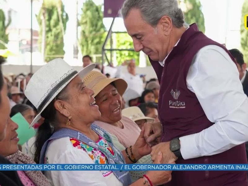 ENTREGAN AYUNTAMIENTO Y DIF MUNICIPAL DESPENSAS EN CANOA