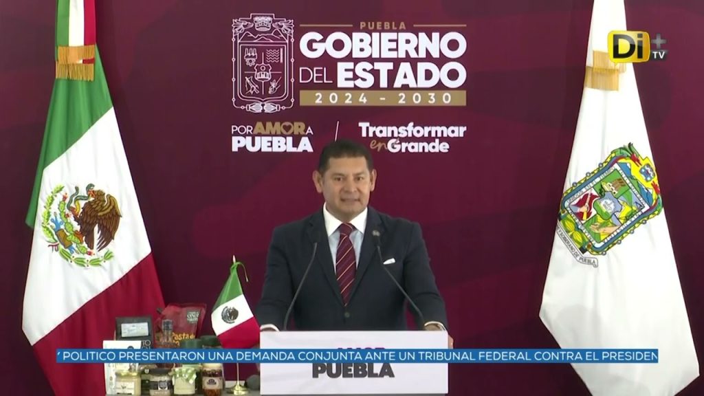 PROYECTOS NO DEJARÁN DEUDA NI OPERARÁN BAJO ESQUEMAS DE APPS O PPS
#Puebla || El gobernador Alejandro Armenta @armentapuebla_ marcó distancia con administraciones pasadas al afirmar que las grandes obras de su administración —como el sistema de transporte por cable, la movilidad integral y el Aeropuerto Hermanos Serdán— se realizarán sin deuda ni esquemas de APP o PPS.
@ivanmercado te informa