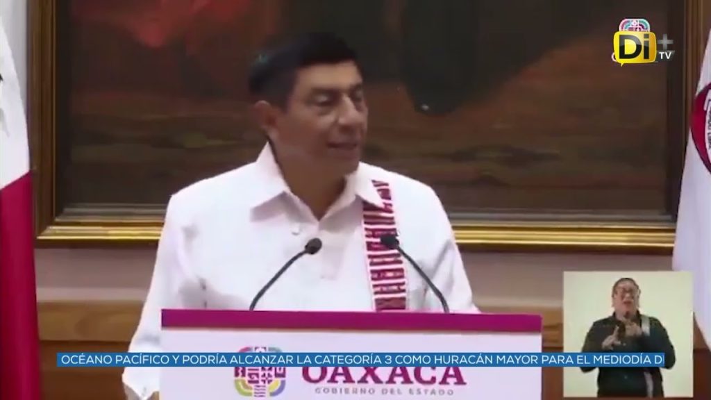DENUNCIA GOBERNADOR DE OAXACA A EXPRESIDENTA DE ACATLÁN DE VÍNCULOS CON CRIMEN ORGANIZADO
#Puebla || El gobernador de Oaxaca, Salomón Jara Cruz @salomonj , acusó a la exalcaldesa de Acatlán de Osorio, Guadalupe Bárcenas, de colusión con la delincuencia; La ex funcionaria rechazó los señalamientos. El coordinador de gabinete, José Luis García Parra @JLG_PARRA, confirmó investigaciones. @ivanmercado te informa