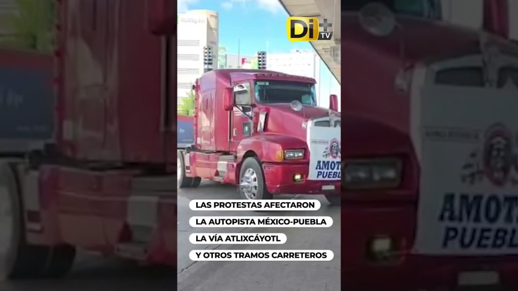 #Puebla || Integrantes de la AMOTAC realizaron bloqueos intermitentes en la autopista México-Puebla y la Vía Atlixcáyotl tras el homicidio de su delegado Estanislao Hernández Lozano, “El Tanis”. Exigen justicia y reforzar la seguridad en tramos carreteros.