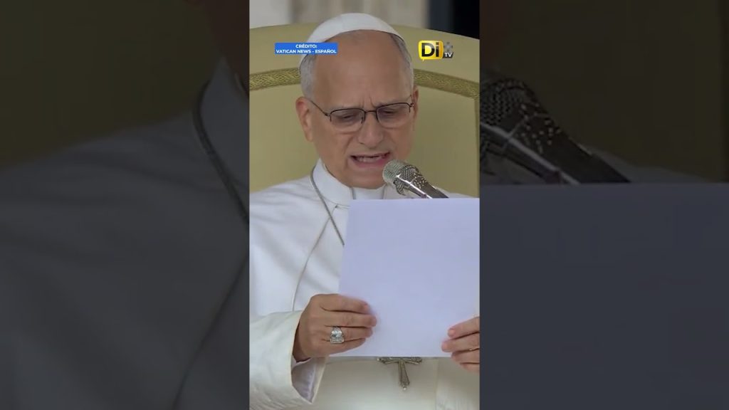 #Internacional || El Vaticano confirmó que el Papa León XIV no requerirá terapias adicionales contra el cáncer tras la exitosa extirpación de un tumor pulmonar localizado. El Santo Padre encabezó la audiencia general en San Pedro y mantiene en pie su agenda pública.