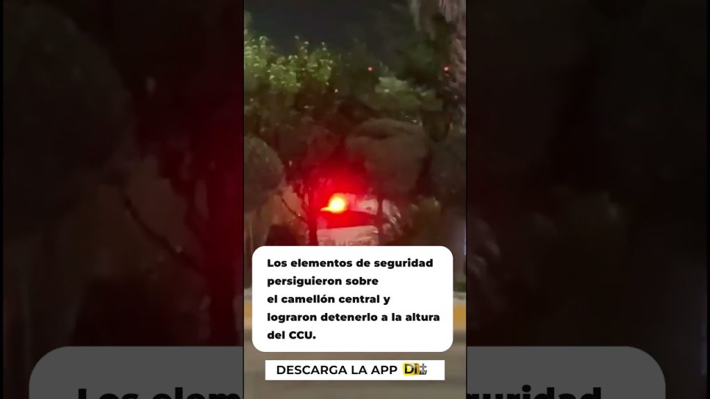 🚨🚌 #Puebla || Tras una persecución sobre la Vía Atlixcáyotl, elementos de seguridad detuvieron a uno de los tres implicados en el asalto a una unidad de la ruta Angelópolis. El operativo culminó a la altura del CCU, mientras dos sospechosos huyeron hacia la zona del Tec.