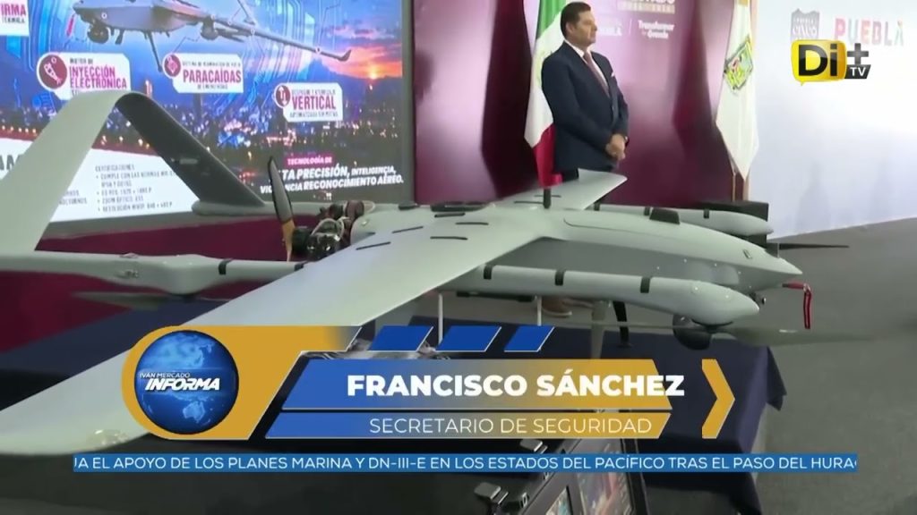 INCORPORA GOBIERNO DRONES DE ÚLTIMA GENERACIÓN PARA VIGILANCIA DE CARRETERAS
#Puebla || La @SSPGobPue incorporará dos drones de alta tecnología con 3.5 horas de autonomía y velocidad de 120 km/h para combatir el robo a transporte, hidrocarburos y búsqueda de personas. Reforzarán tramos como Río Frío y Puebla-Esperanza.@ivanmercado te informa